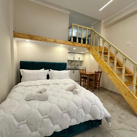 Troy Aparthotel Durrës Esterno foto