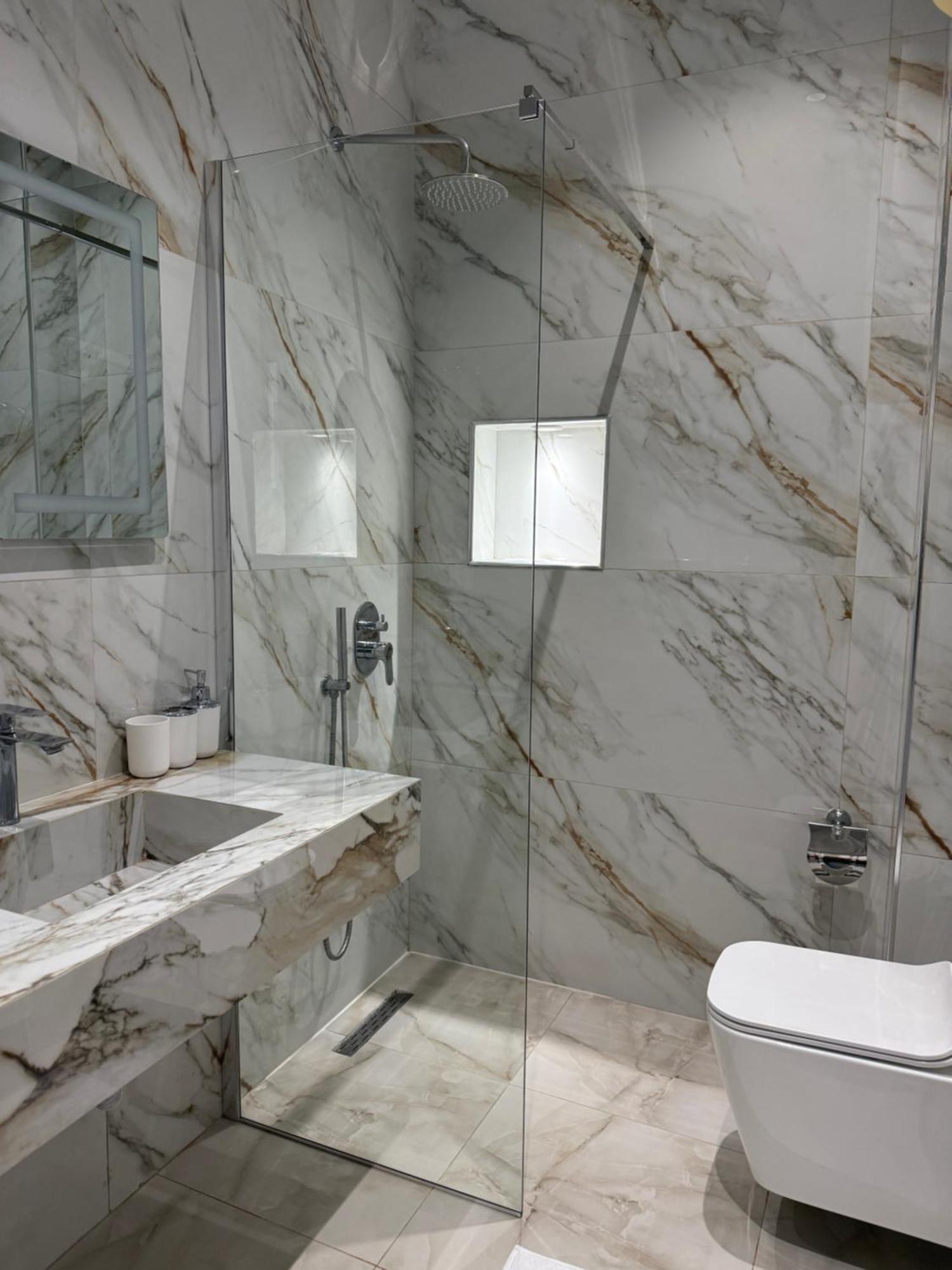 Troy Aparthotel Durrës Esterno foto